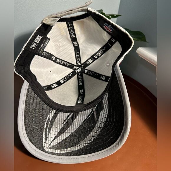 Philadelphia Eagles Conference Champion Adjustable Hat - Picture 7 of 7